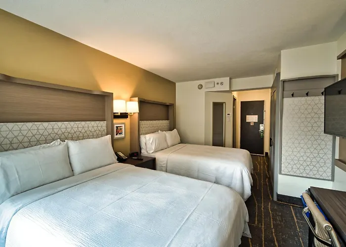 Holiday Inn Toronto Downtown Centre By Ihg