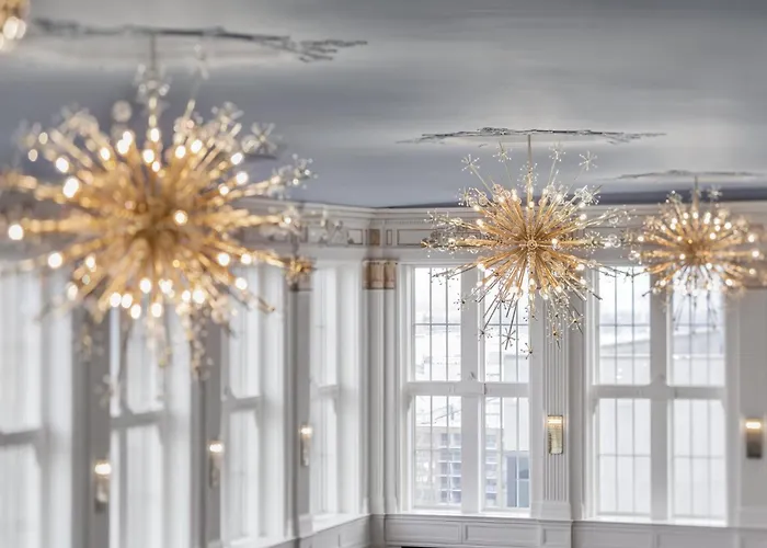 The Omni King Edward Hotel